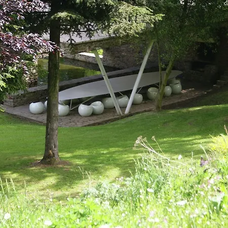 Spacious Holiday In With Garden Redu